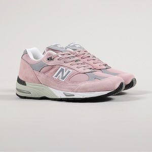 Made in the UK New Balance 991 pink sneakers. Limited edition.
